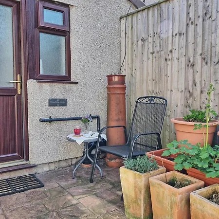 Woodside Lodge Thurstaston Exterior photo